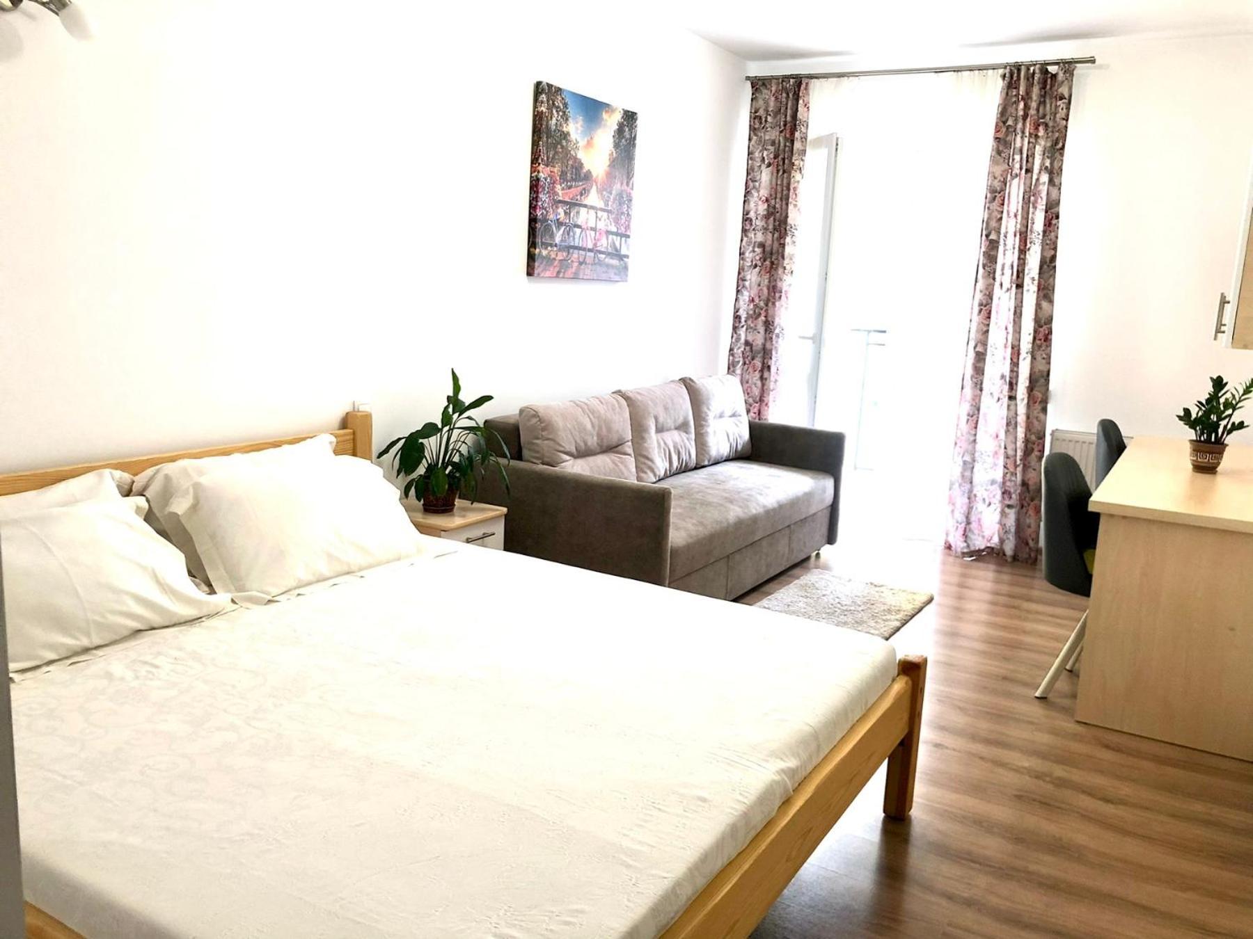 Osapart Comfortable Apartment In A Complex Great Britain Lviv Exterior foto
