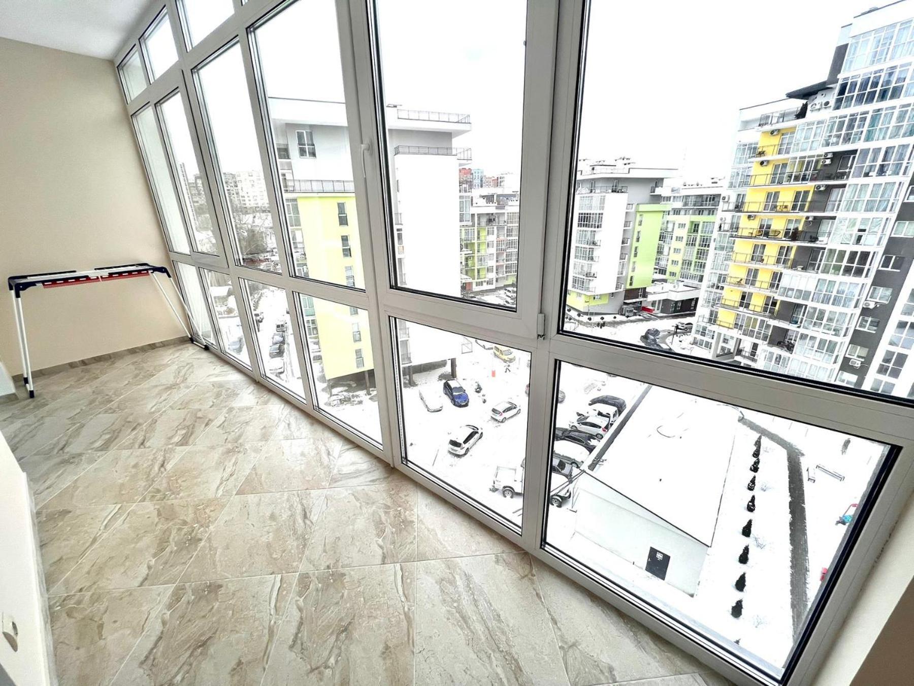 Osapart Comfortable Apartment In A Complex Great Britain Lviv Exterior foto