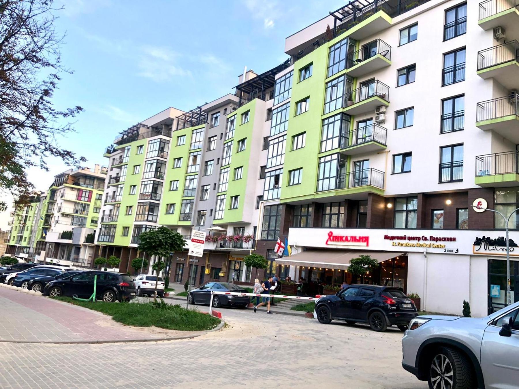 Osapart Comfortable Apartment In A Complex Great Britain Lviv Exterior foto