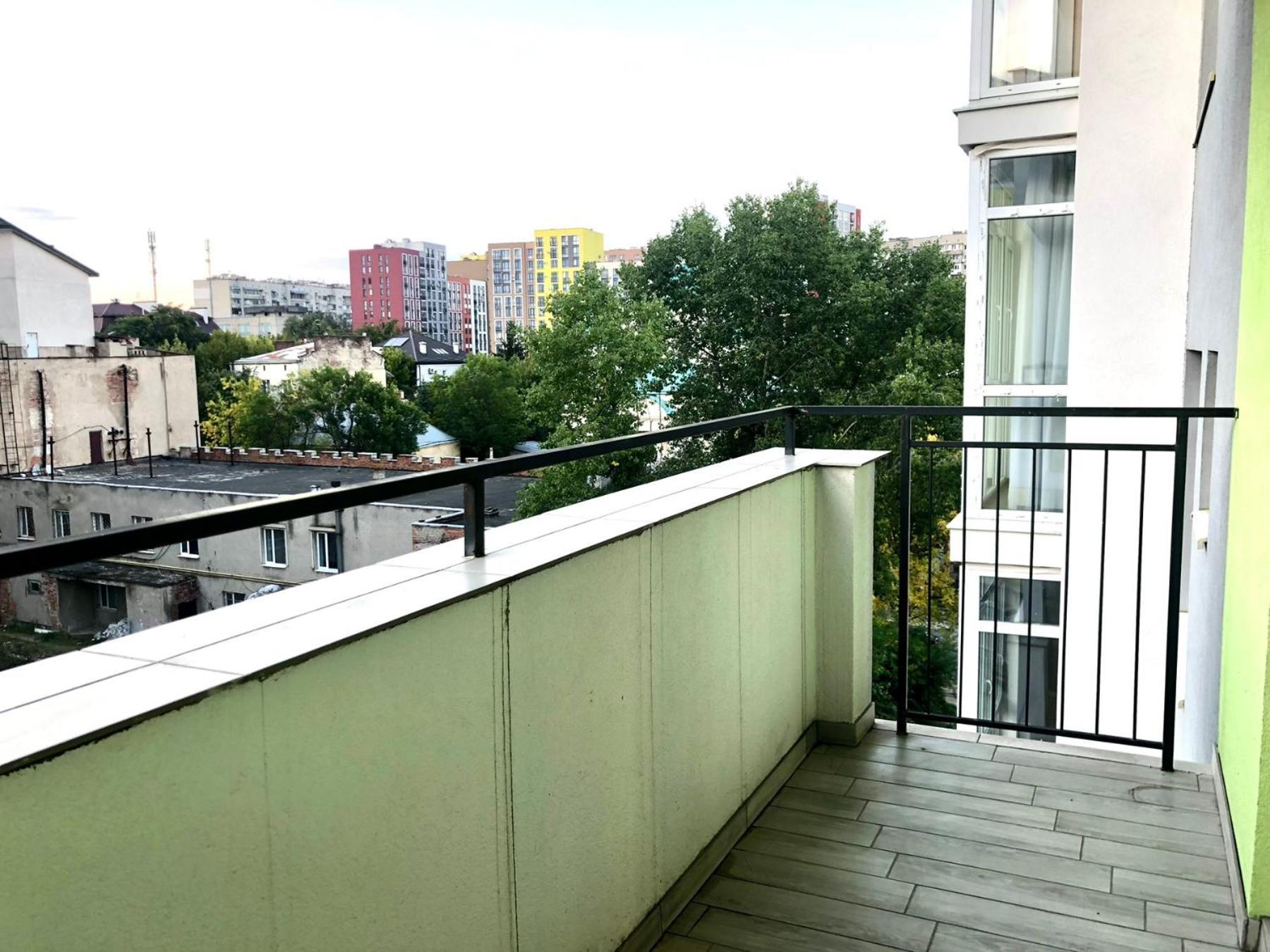 Osapart Comfortable Apartment In A Complex Great Britain Lviv Exterior foto