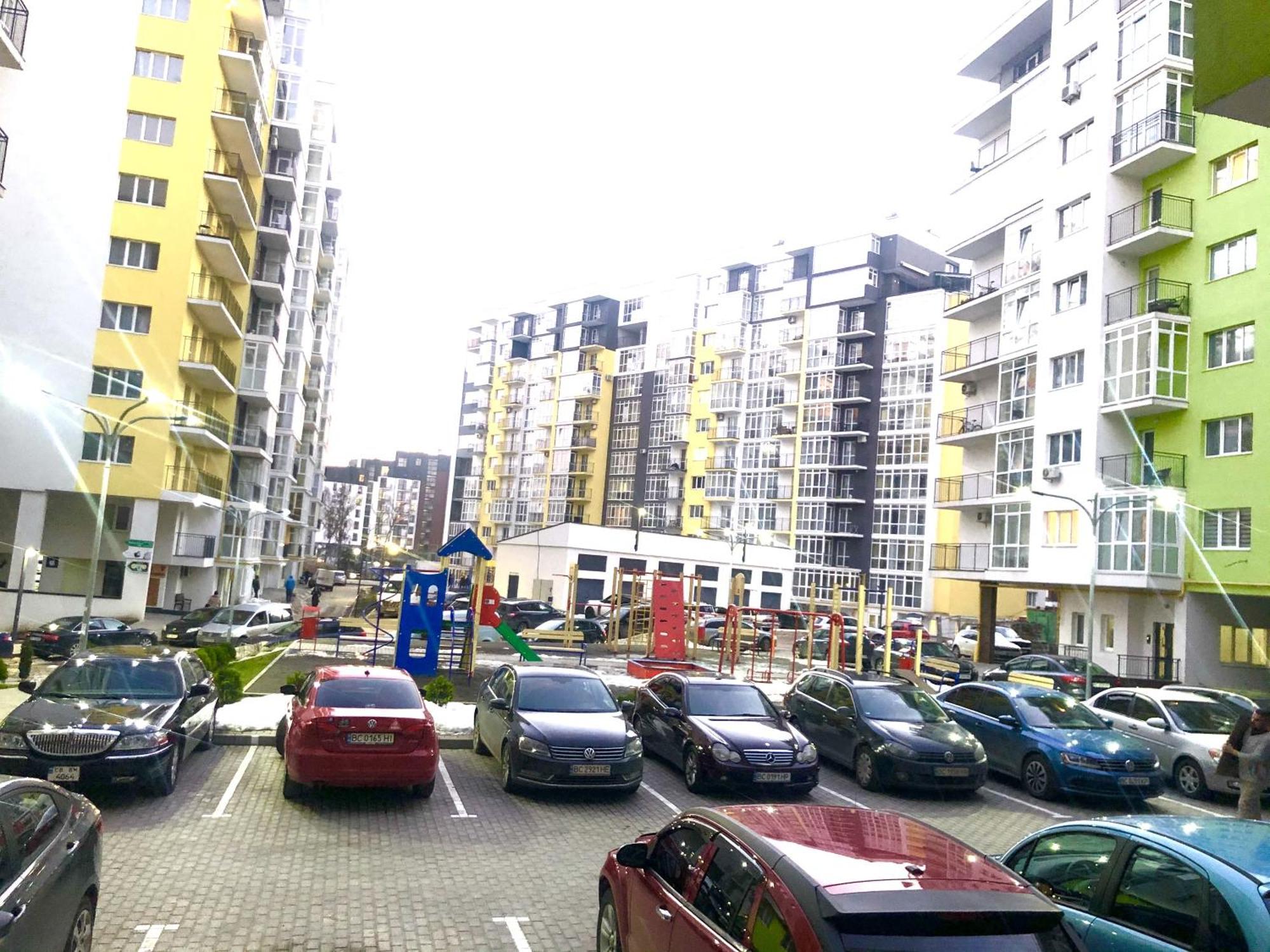 Osapart Comfortable Apartment In A Complex Great Britain Lviv Exterior foto