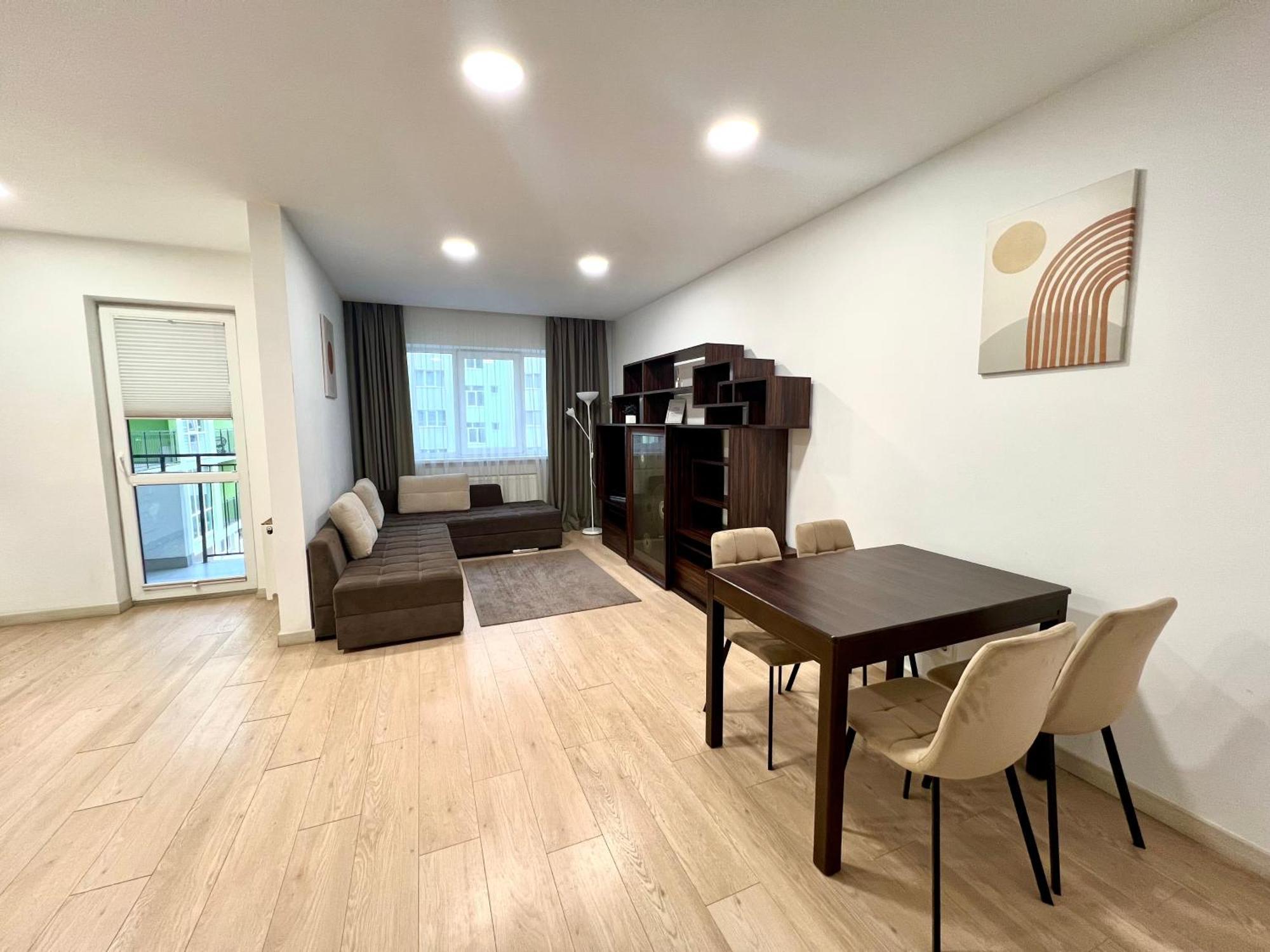 Osapart Comfortable Apartment In A Complex Great Britain Lviv Exterior foto