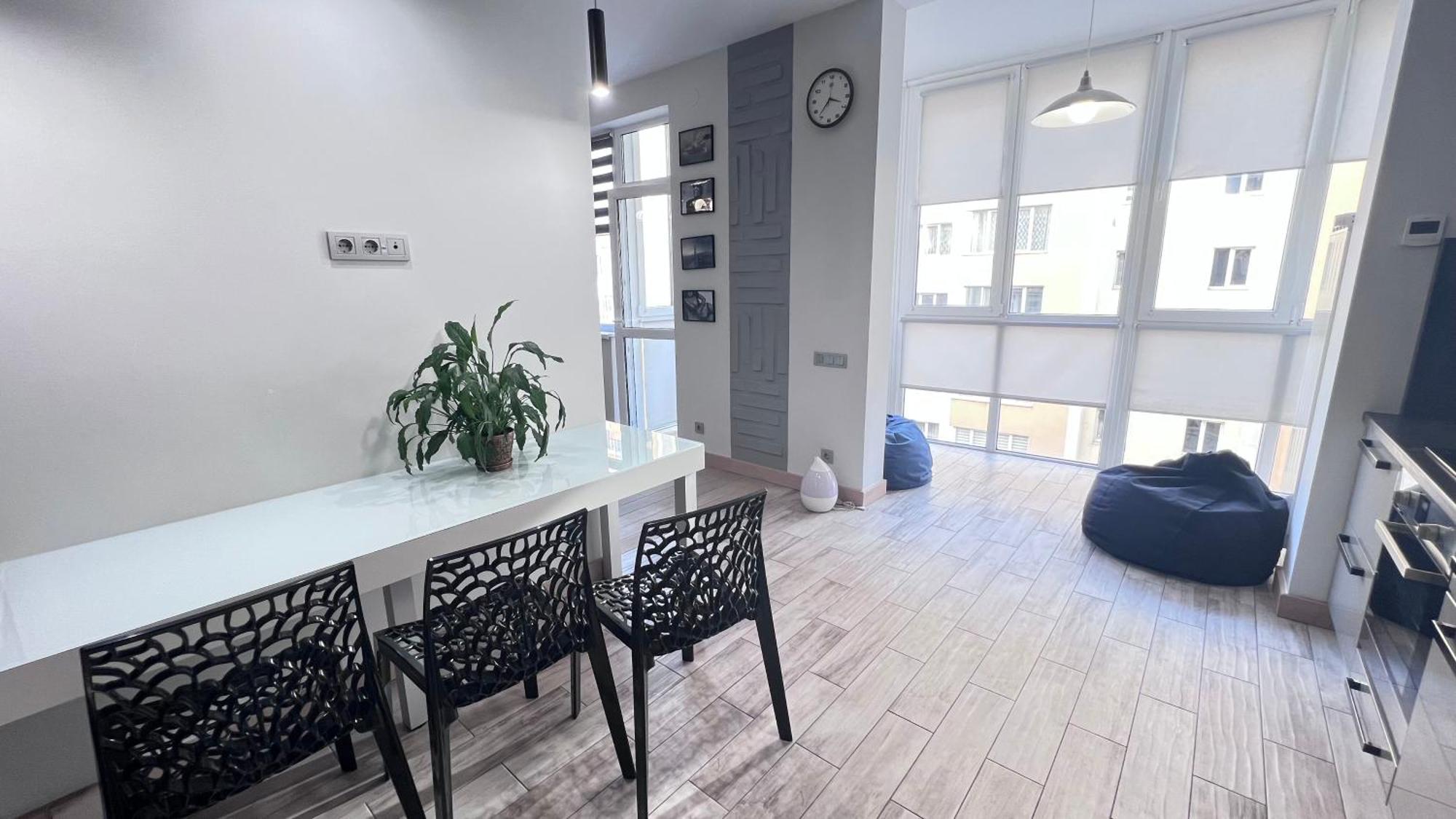 Osapart Comfortable Apartment In A Complex Great Britain Lviv Exterior foto